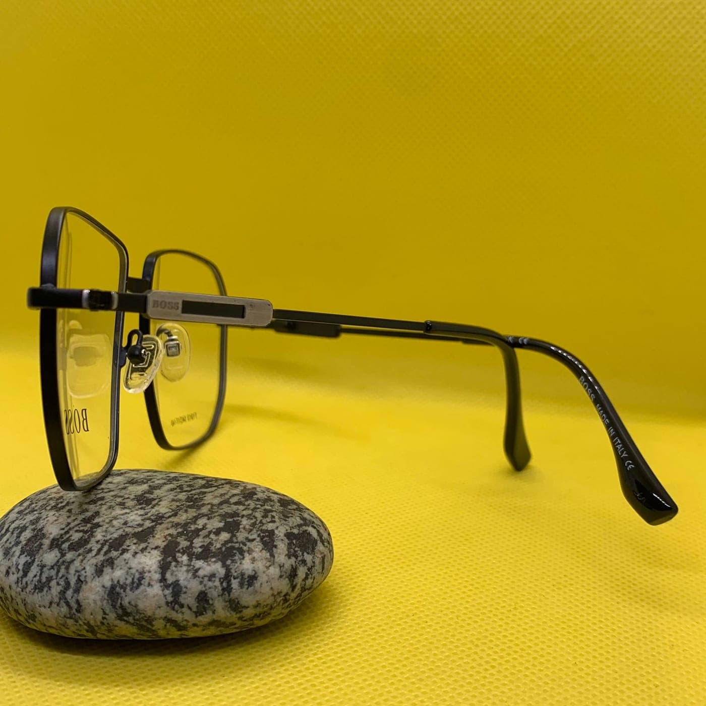 Boss Black Metal Frame Glasses with Thin Comfortable Sticks for Men thumbnail 3