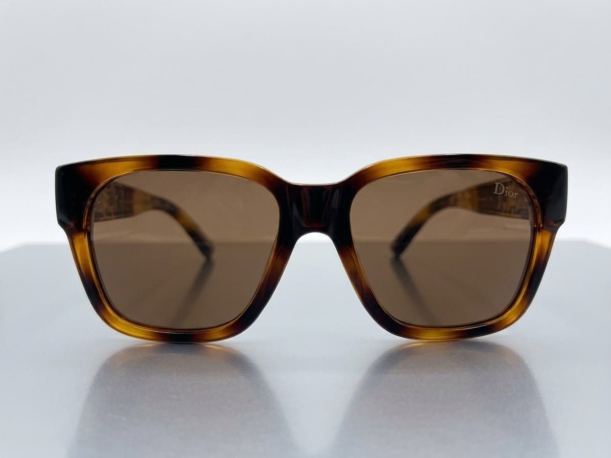 Dior glasses and sunglasses in Pakistan